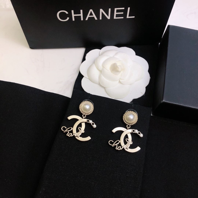 Ch**el earrings